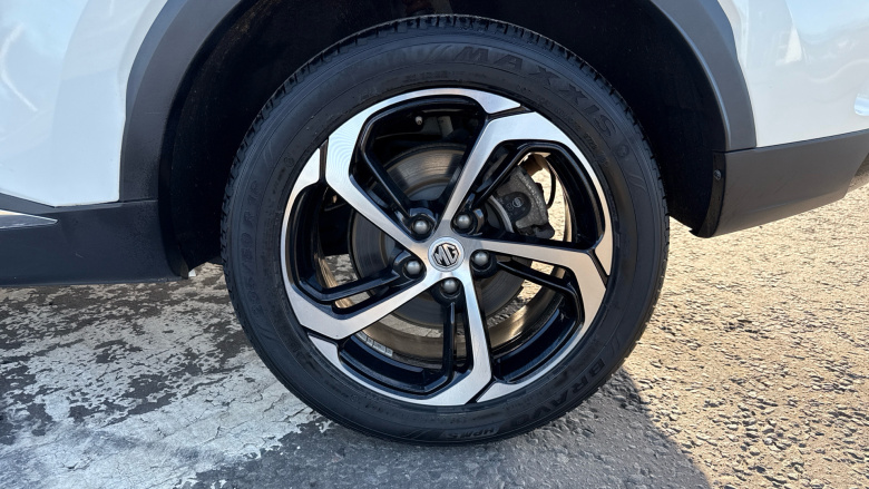 MG HS 1.5 T-GDI PHEV SE 5dr Auto Hatchback